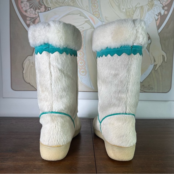 Dival Italy Size US 8 Vintage Goat Fur Wool Winter Boots Ivory Tribal Snow - Picture 6 of 9